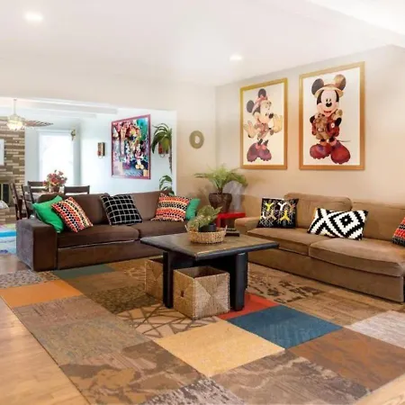 Tiki House And Spa - Walking Distance To Dsineyland